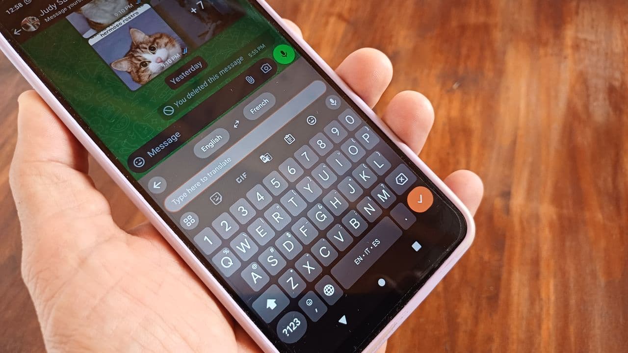 Google quietly added a nifty feature to Gboard that makes typing lightning quick