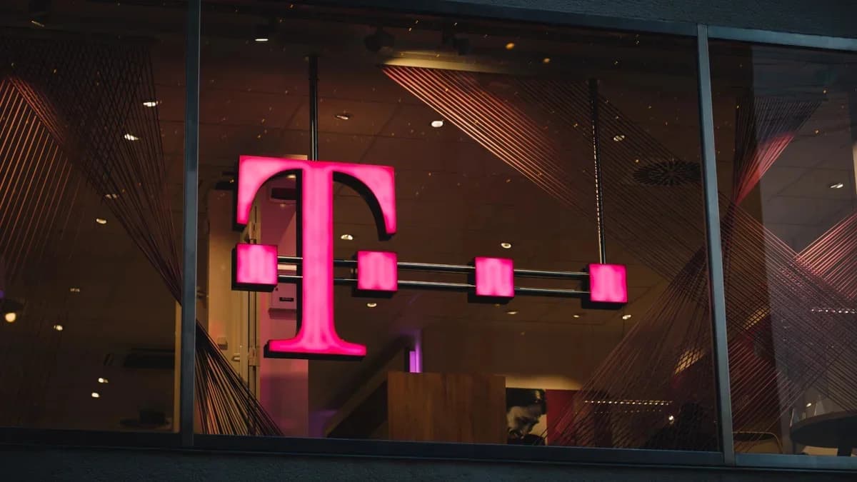 T-Mobile’s T-Life app is acting up again, causing chaos for some users