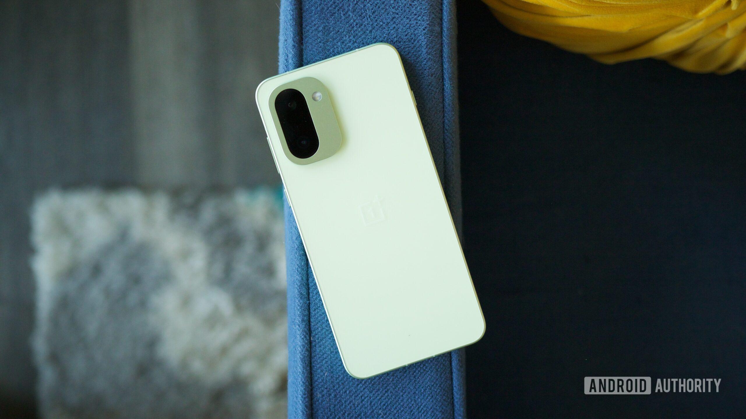 OnePlus 15R lands with near-flagship power and a massive battery